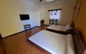Lotus Hotel